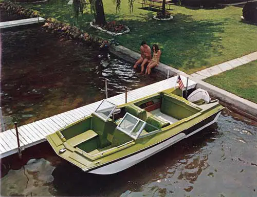 GGA Image ID # 23cf7943d4 Duo Ranger 17 Shown With Optional Twp-Tone Hull.