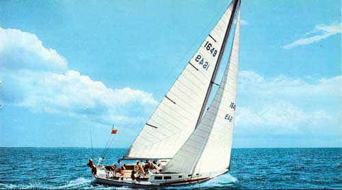 GGA Image ID # 238b555518 CAL 40 Cruising on the Open Seas