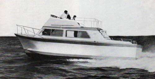 GGA Image ID # 23d394f9a8 Luhrs 32 Fiberglass Sedan Cruiser for 1970.