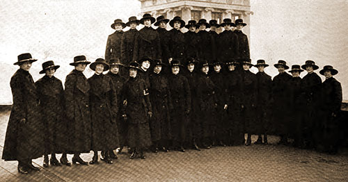 GGA Image ID # 1985abcd04 A Company of “Switchboard Soldiers" in Uniform Girls Who Will See Service in France as Auxiliaries of the Signal Corps.