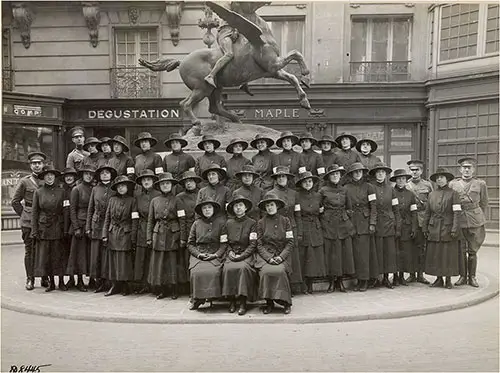 GGA Image ID # 199d9d7646. Click to View a Larger Image. American Telephone Girls Photographed on Arrival for "hello" Duty in France, March 1918.