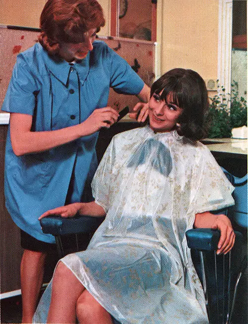WAVE Receives a Navy Haircut at the Bainbridge Hair Salon.