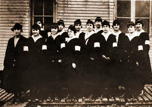 GGA Image ID # 19b49292cc Group of Signal Corps Telephone Operators in France. Annual Report of the Chief Signal Officer, 1919.