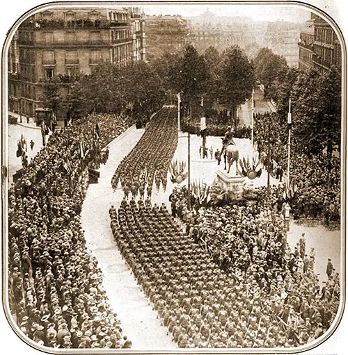 GGA Image ID # 18266cb239 Americans In Paris On the Parade of The Unconquered.
