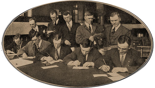 GGA Image ID # 1952f72643 Members of the Cincinnati Reds Baseball Team, National League, Registering Under the Selective Draft Law.