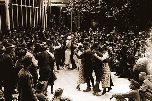 GGA Image ID # 19bc83025f. Click to View a Larger Image. World War 1 Soldiers Dance with YMCA Hostesses, 29 August 1918.