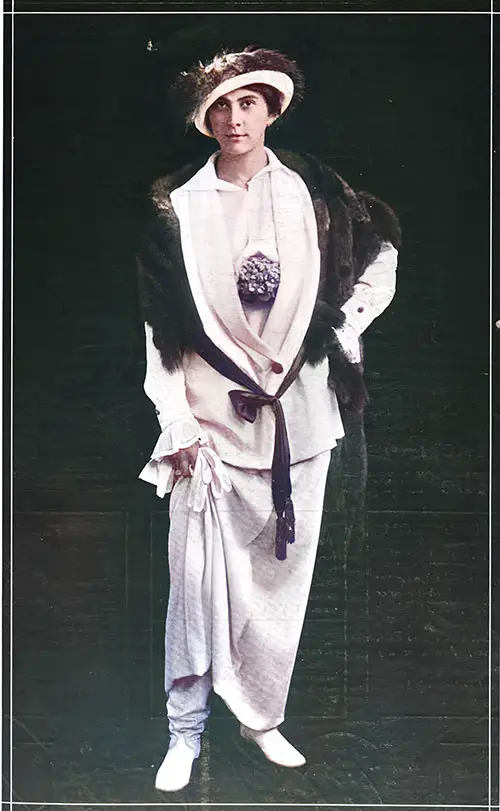 Mme. Poiret in her lnlest Costume de Ville.