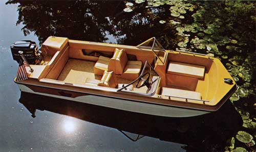 DUO Roamer 14 Boat with unique pageWrapper-around and walk-thru windsheld