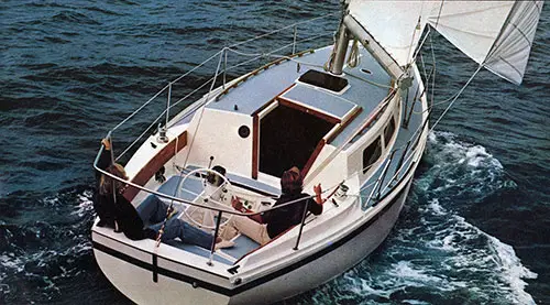 Cal 34-III Innovative New Cruiser