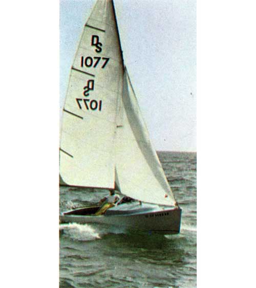 O'Day Day Sailer Photo, Image 2