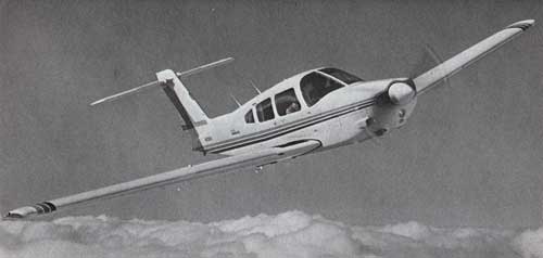 1982 PIPER ARROW IV (PA-28RT-201)