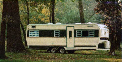 Exterior View of the Starcraft Wander-Star Travel Trailer