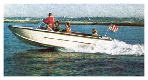 The 18-Foot Holiday Runabout