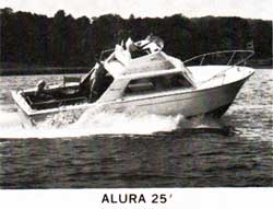 Ulrichsen Alura 25 Foot Boat