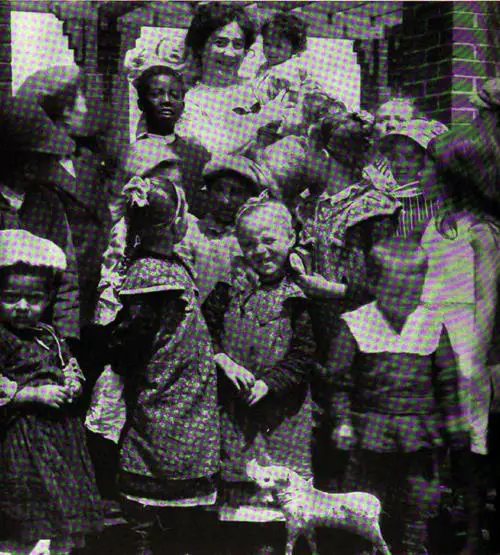 Immigrant Children On The Roof Garden At Ellis Island