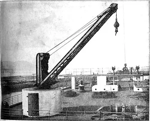 Fig. 12: 2 1/2 Ton Electric Crane.