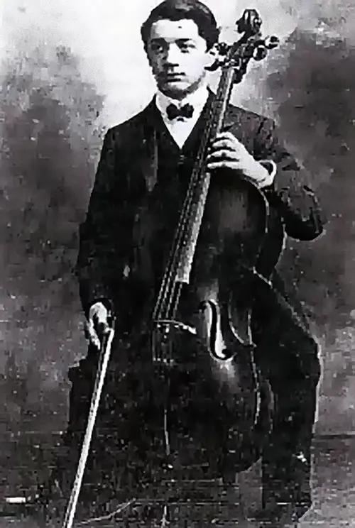 Photo of Titanic Bandmember and Cellist Robert Marie Bricoux