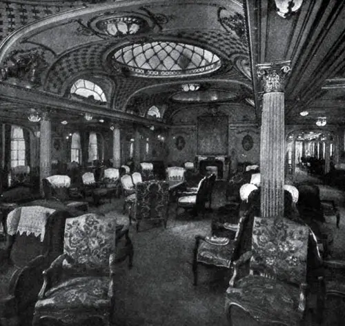 Photo09 - The Main Salon Of The Crack French Liner - The France