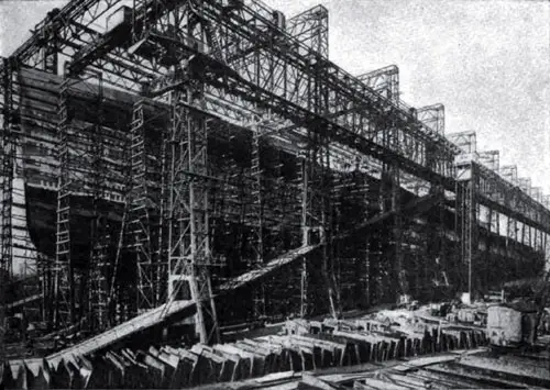 Photo18: The New White Star Line Britannic Under Construction