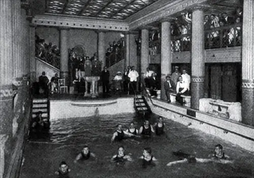 The First Class Roman Bath and swimming Pool on the SS Imperator.