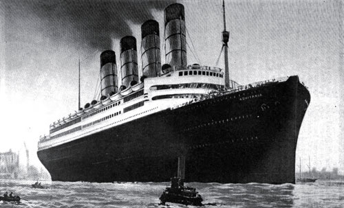 Photo23: The Giant Cunard Liner Aquitania - A Floating Palace Hotel Type