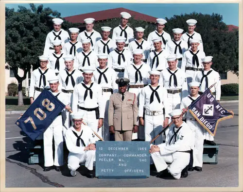 1969-12-12 Group Photograph Company 708 Company Commander and Petty Officers 