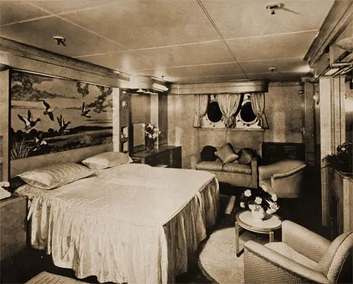 First Class Stateroom on the RMS Queen Mary.