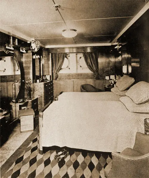 Another First Class Stateroom on the RMS Mauretania.