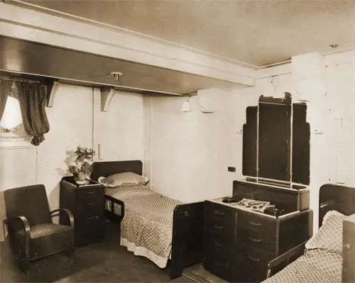 First Class Stateroom on the RMS Media.