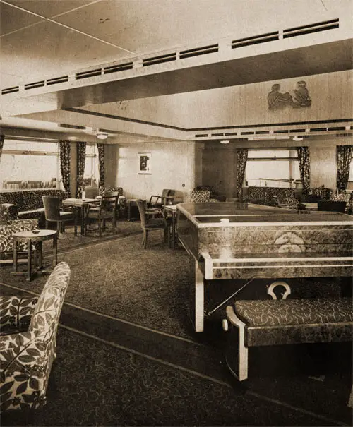 First Class Lounge on the RMS Media.