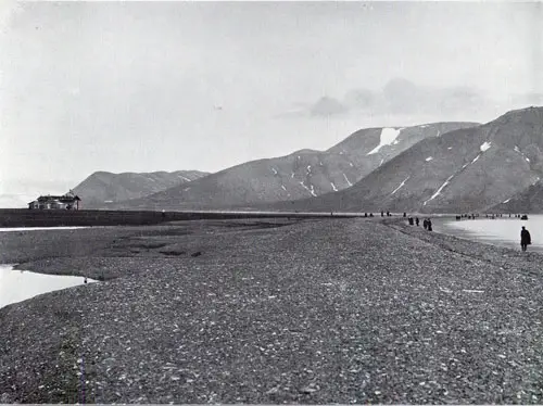 Photo 084: At the advent Bay, Spitsbergen