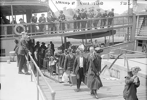 Immigrants Arrive at Ellis Island