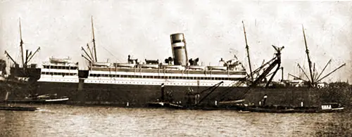 Bunkering the SS Nieuw Amsterdam of Holland-America, 1908.