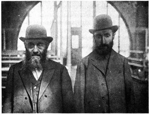 Russian Jewish Immigrants at Ellis Island.