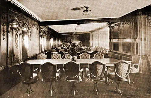 Bay in Second Class Dining Saloon on the RMS Mauretania, 1907.