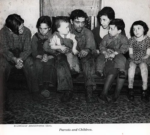 Parents and Children. Photograph by the Resettlement Administration (Lee).