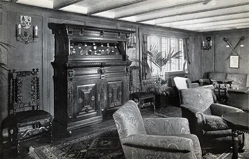 The Corridor Lounge of the Caledonia