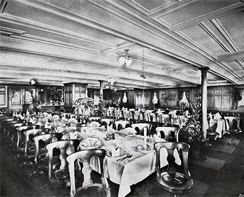 Photograph 9: Cabin Dining Room -- Steamers Polonia and Latvia