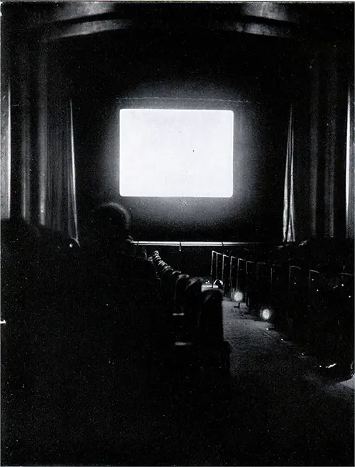 Film Montrant dans le Théâtre sur la Normandie.