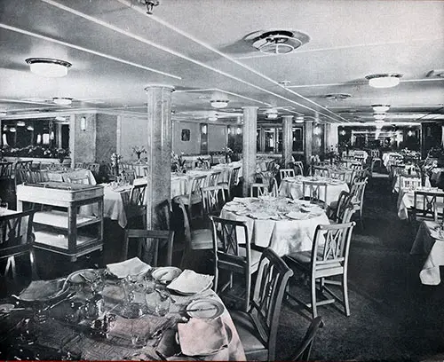 Tourist Class Restaurant on the MV Britannic.