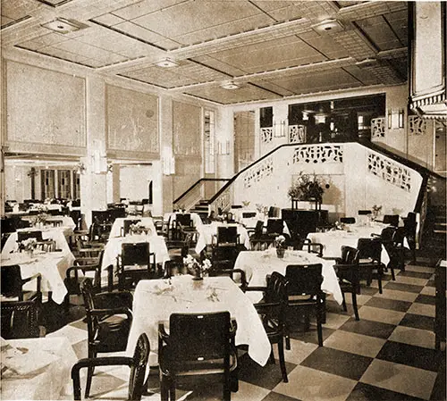 Tourist Class Dining Room on the SS Bremen.