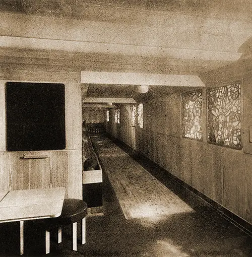 The Bowling Alley on the SS Bremen.