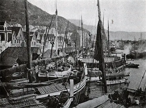 The Hansa Pier at Bergen. Photo by Mittet.