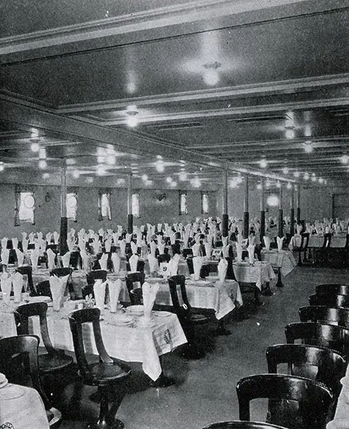 Tourist Third Cabin Dining Room on the SS Leviathan.
