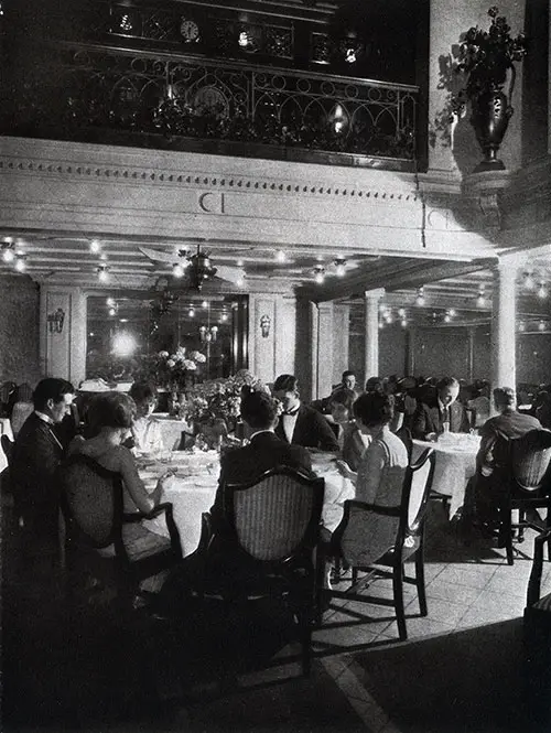 First Class Dining Saloon on the SS George Washington.