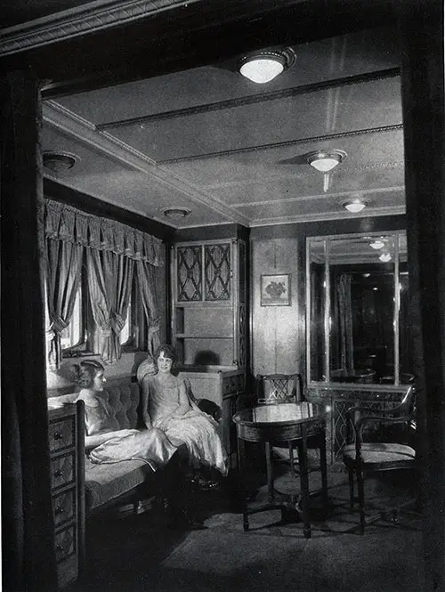 The Presidential Suite on the SS George Washington.