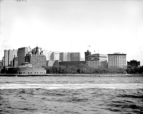 The Battery and Castle Garden (Castle Clinton), New York, circa 1900.