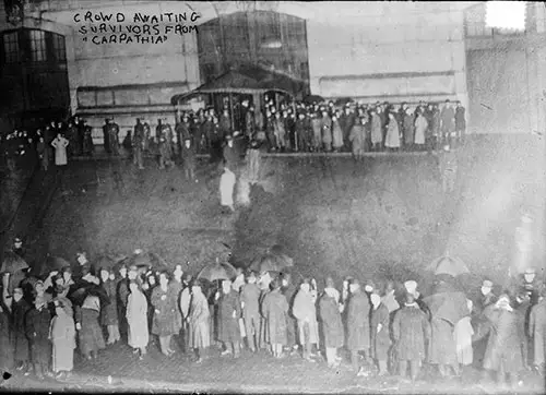 Crowd Awaiting Survivors from Carpathia in New York - April 1912