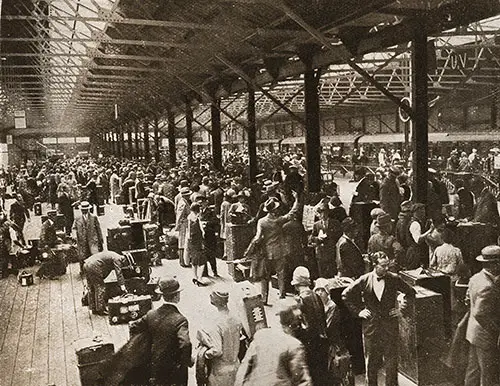 Aquitania's Passengers at the Railway Station at Southampton.