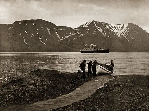 View of the SS Auguste Victoria in Advent Bay, Spitzbergen.